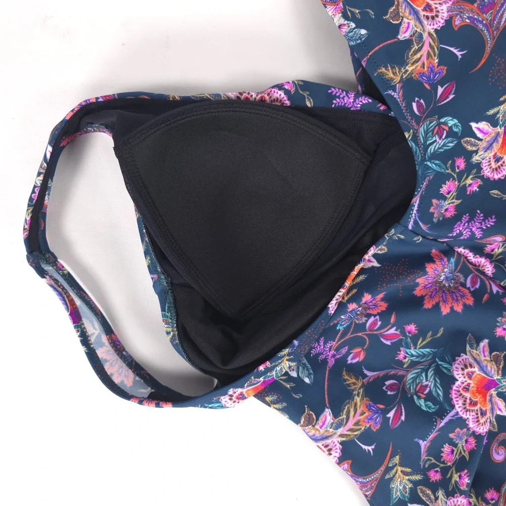 NWOT SEEKERS Essentials Australia🇦🇺 Style ONA Cup B One Piece Swimsuit Size 12